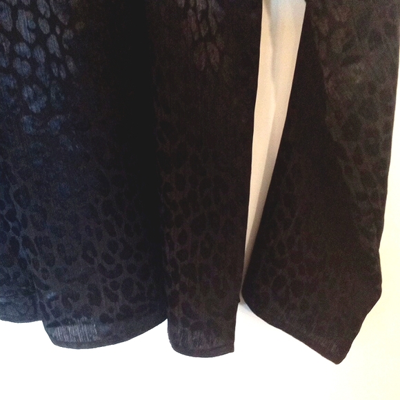 Micheal Kors Animal Print Ruffled Collar Blouse with Goldtone Chains - Picture 10 of 11